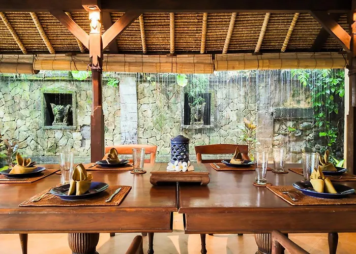 Ria Sayan Villa *
