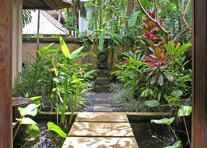 Ria Sayan Villa