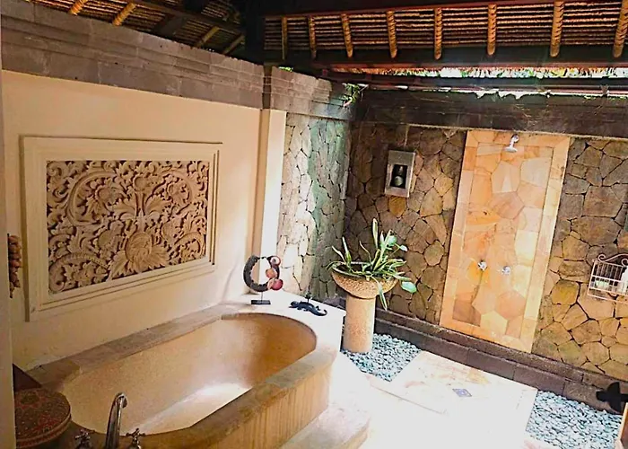 Villa Ria Sayan